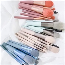 8-piece Set of High-quality Makeup Brushes